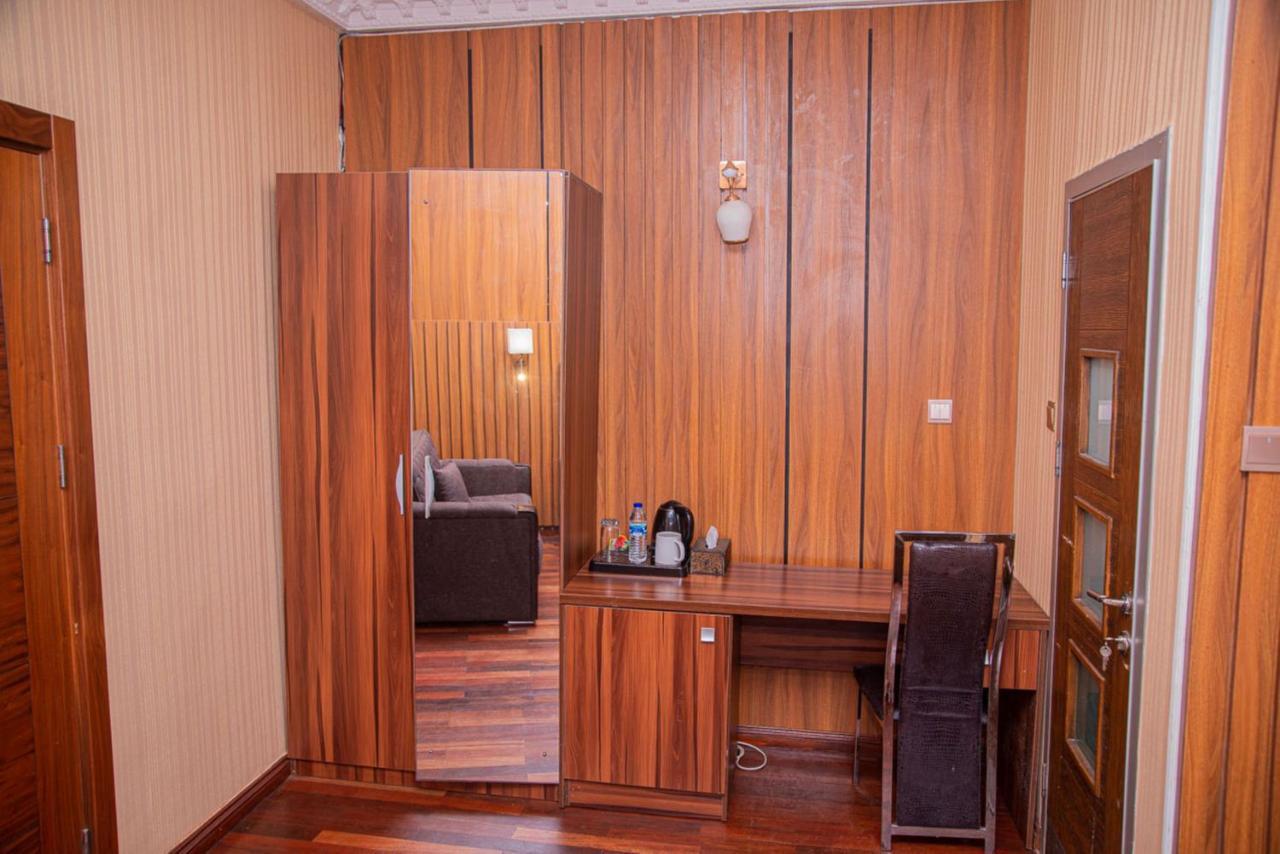 Mahogany Hotel And Suites Ibadan Exterior foto