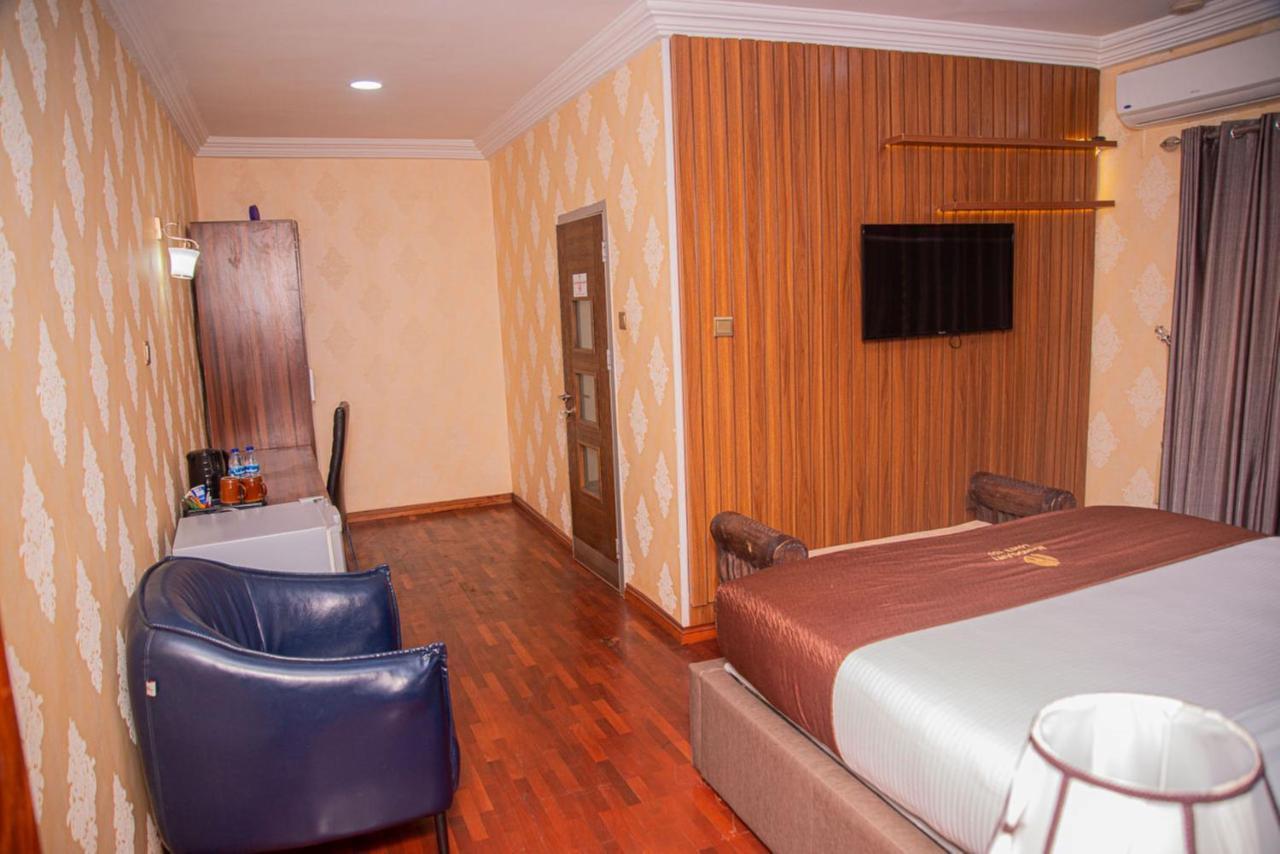 Mahogany Hotel And Suites Ibadan Exterior foto